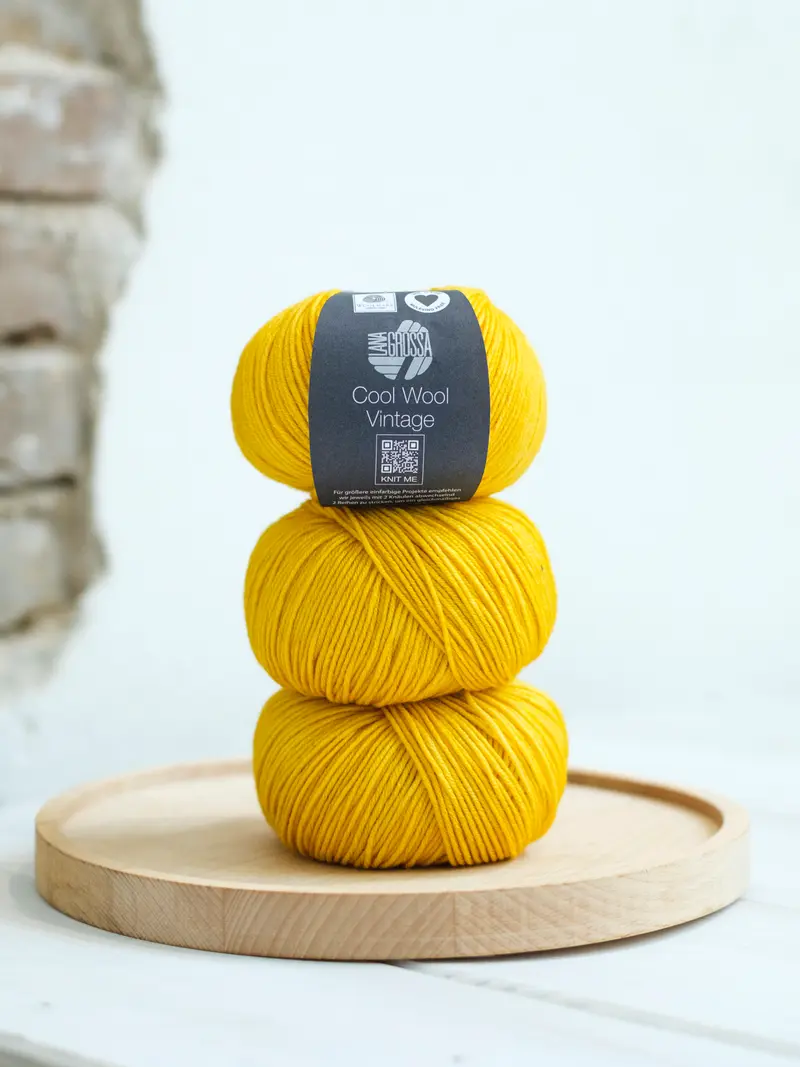 Cool Wool Vintage 7376 Geel